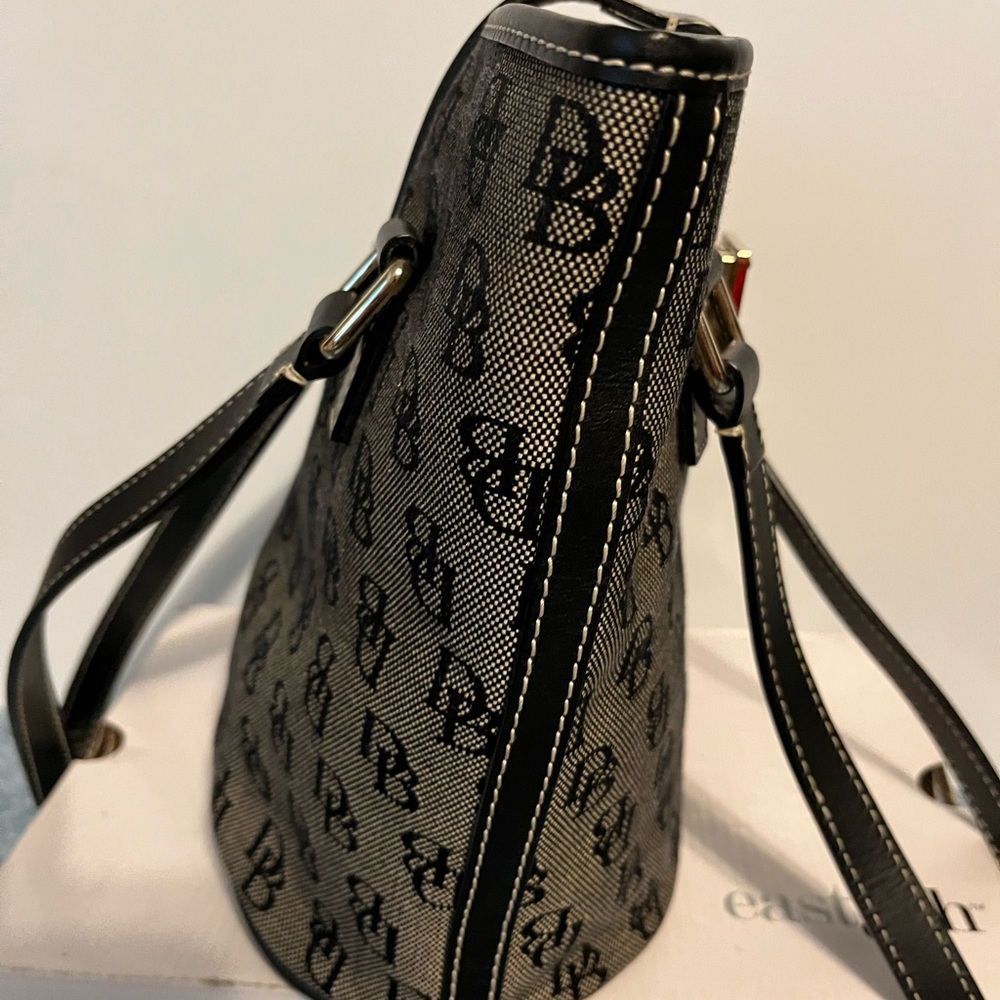 Dooney & Bourke Black Logo Shoulder Bag with Gold Hardware - Picture 10 of 14